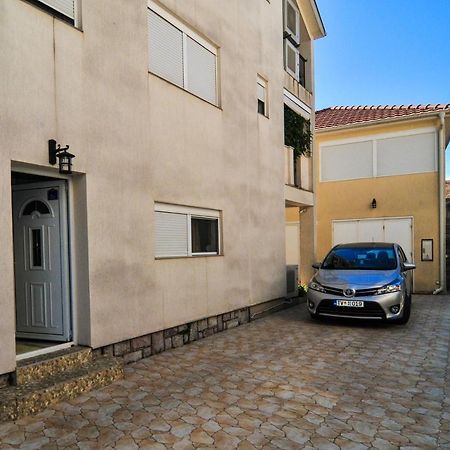 Apartmani Franovic Tivat Zewnętrze zdjęcie