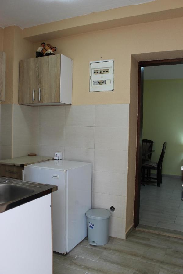 Apartmani Franovic Tivat Zewnętrze zdjęcie