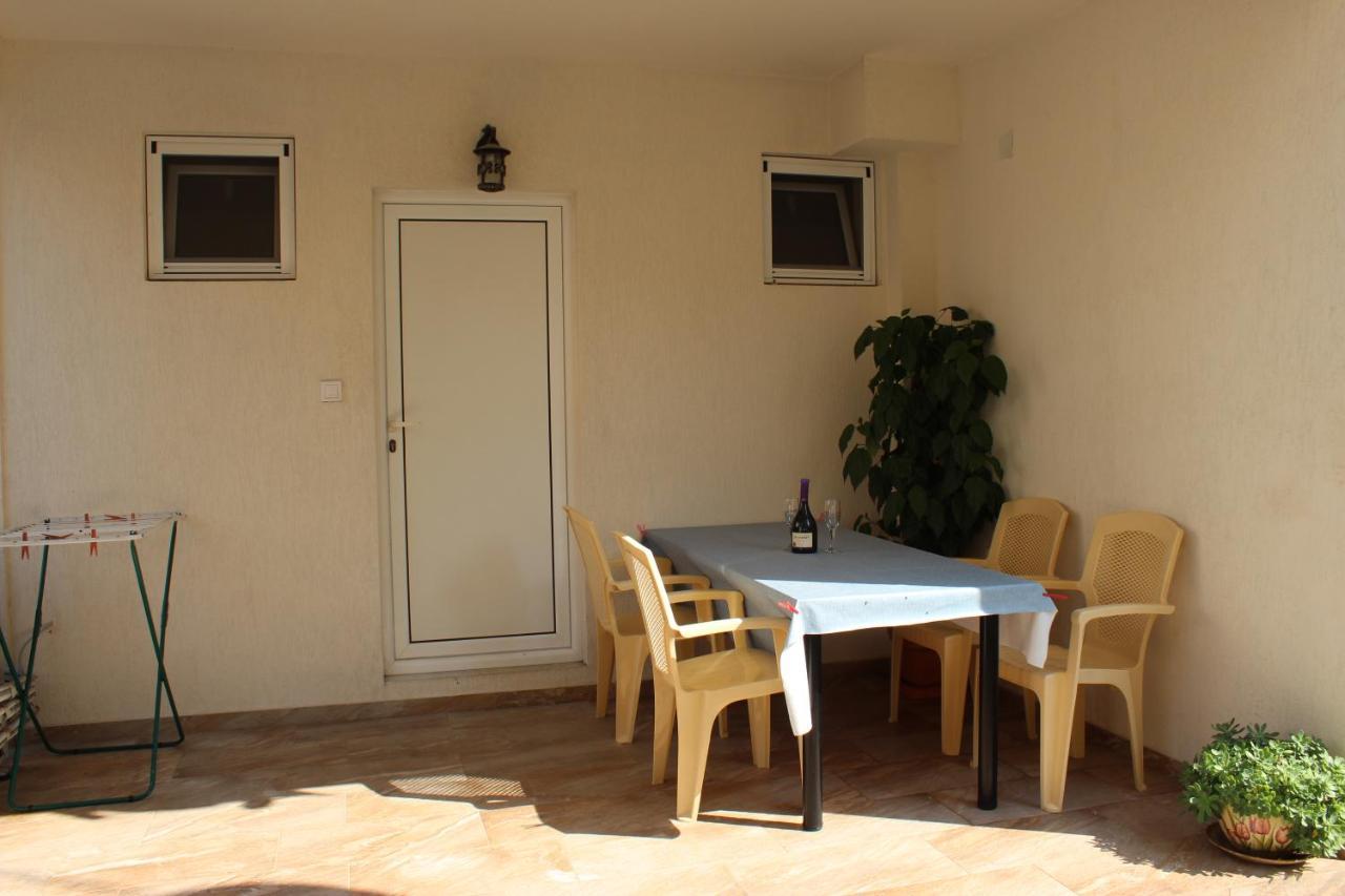 Apartmani Franovic Tivat Zewnętrze zdjęcie