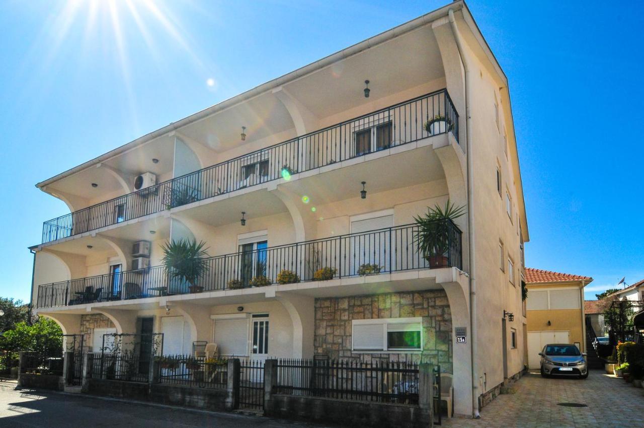 Apartmani Franovic Tivat Zewnętrze zdjęcie